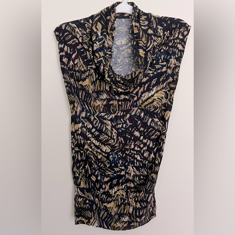 XS Sleeveless Cowl Neck Maternity Blouse. Liz Lange Maternity. Multicolor. EUC.